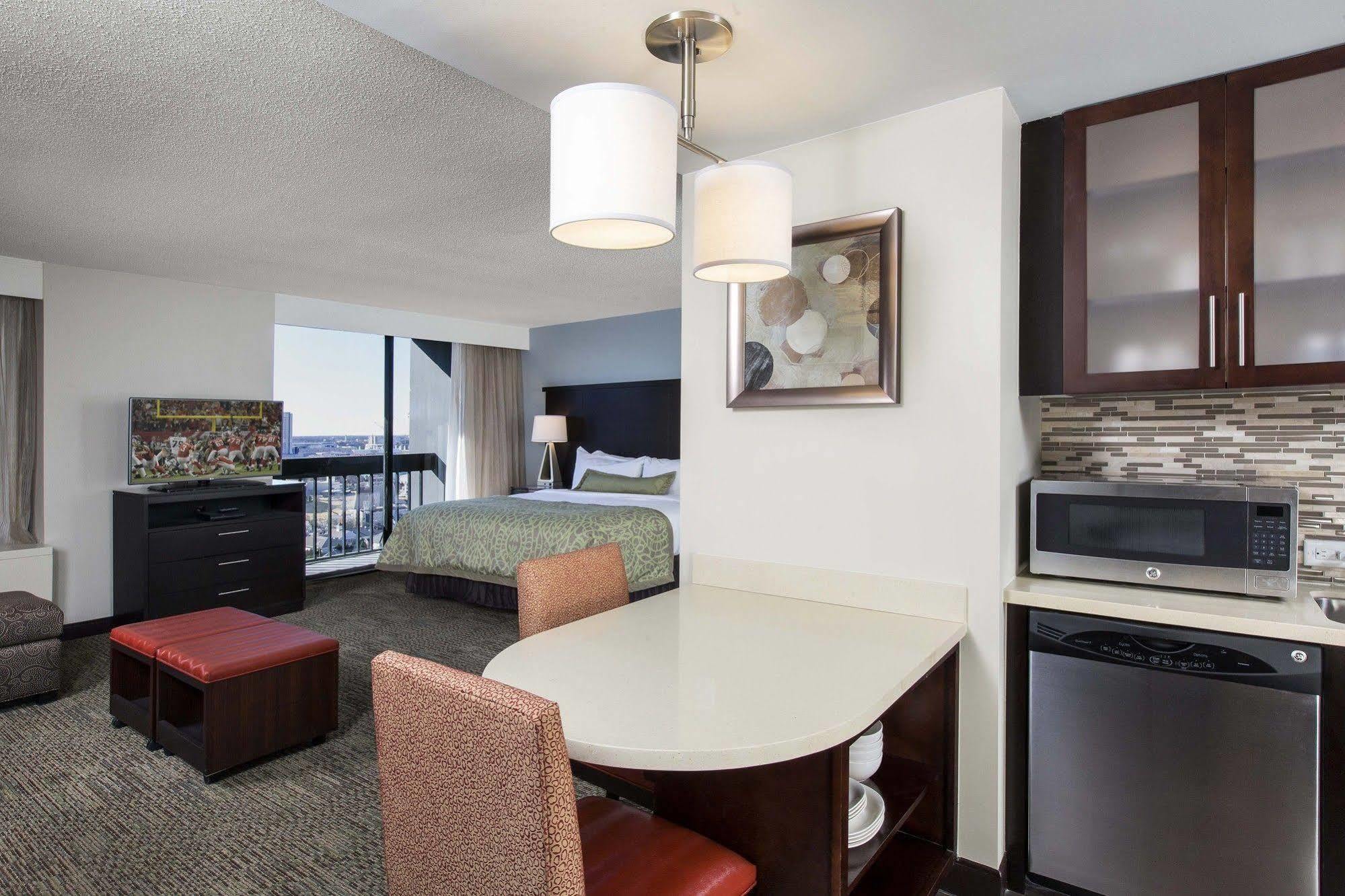 Staybridge Suites Atlanta - Midtown, An Ihg Hotel Экстерьер фото